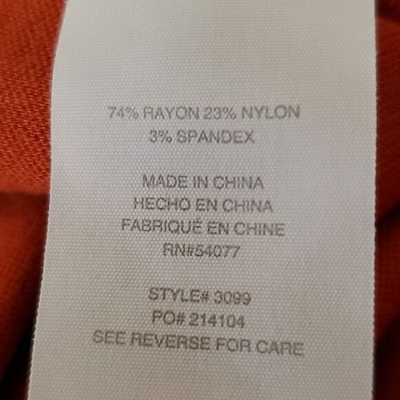 CAbi Red Skirt Pencil Skirt Front Tuck Detail - Picture 5 of 7